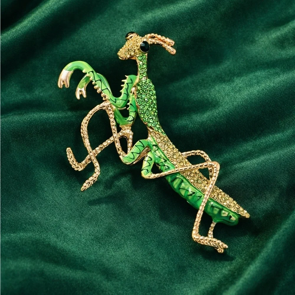 Art Nouveau Mantis Brooch – Emerald Green Enamel, Crystal Embellished Gold Pin